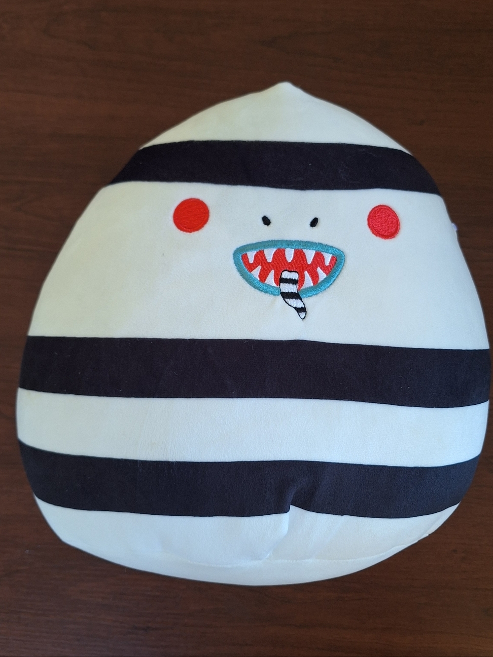 NWT BEETLEJUICE SANDWORM Squishmallows Black White Striped Plush Monster 10 Inch